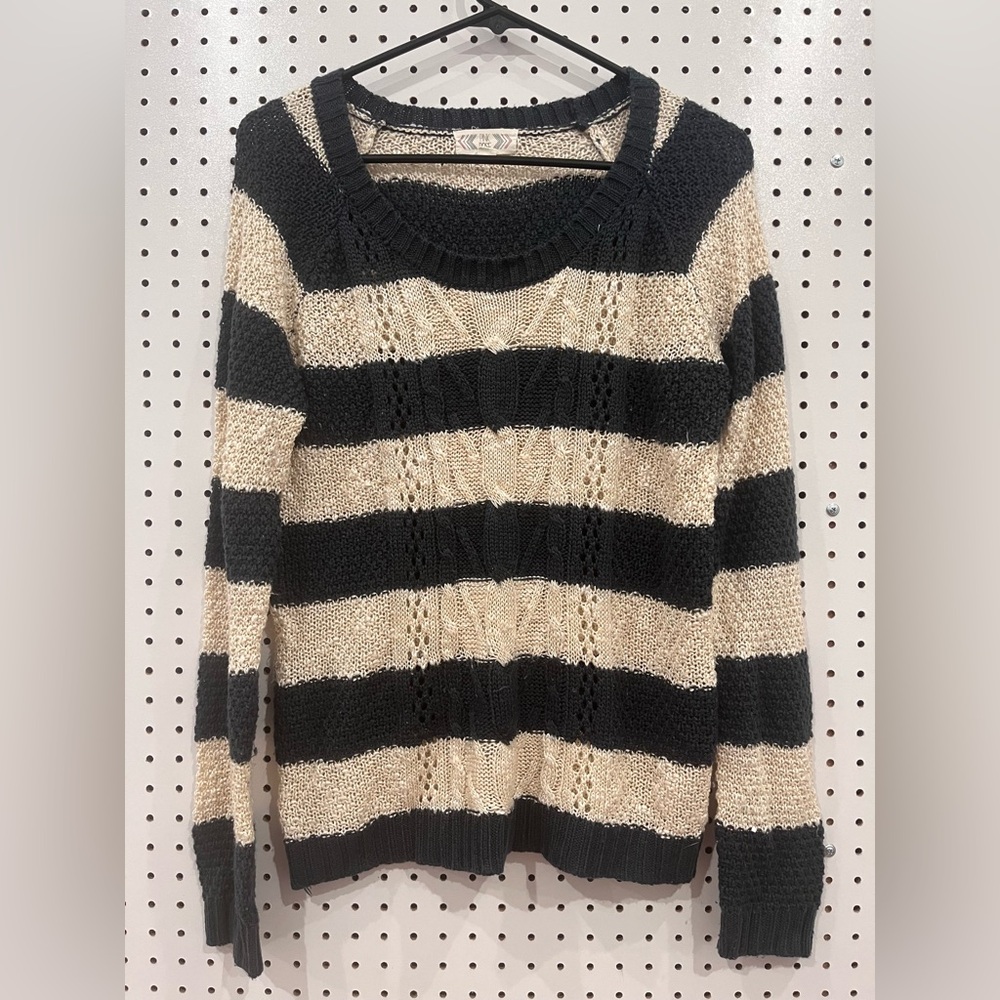 Pink Rose Size M Black and Cream Striped Sweater. - Picture 5 of 9